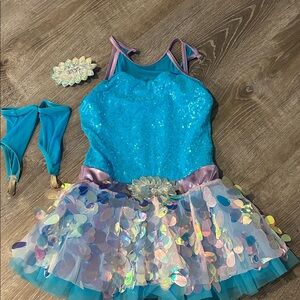 Girls costume